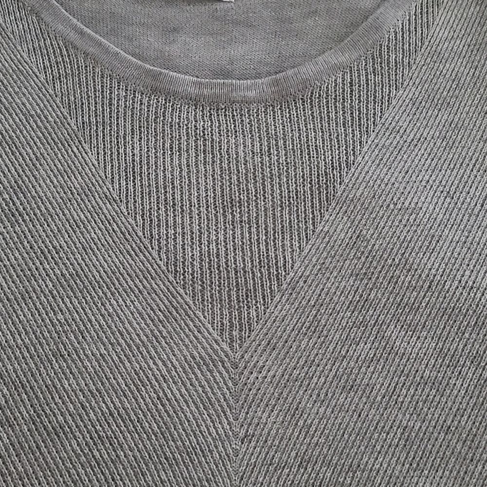 Calvin Klein Layered Sweater Faux Shirt Hem Gray White M NWT - Picture 5 of 11